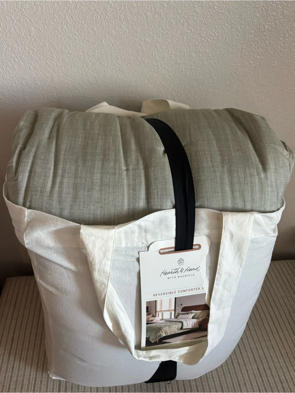 NWT 3pc King Reversible Comforter Set Green - Hearth & Hand with Magnolia